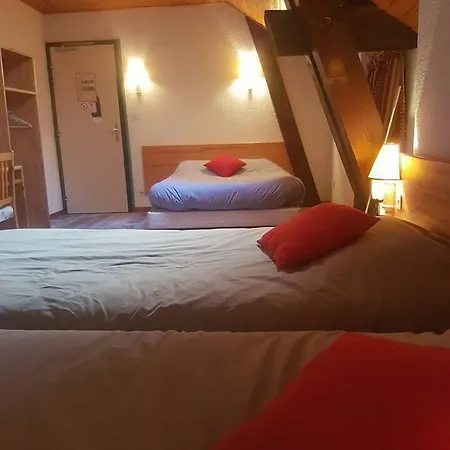 Hotel Du Bourg 2*
