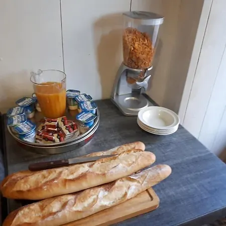 Du Bourg Ξενοδοχείο 2*
