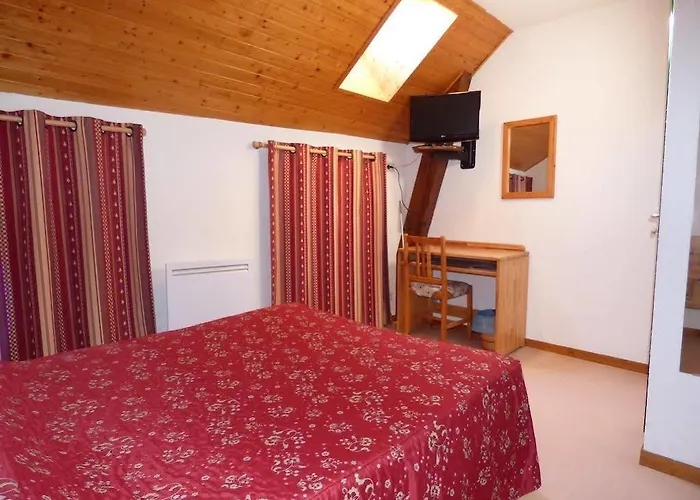 Du Bourg Hotell Ugine